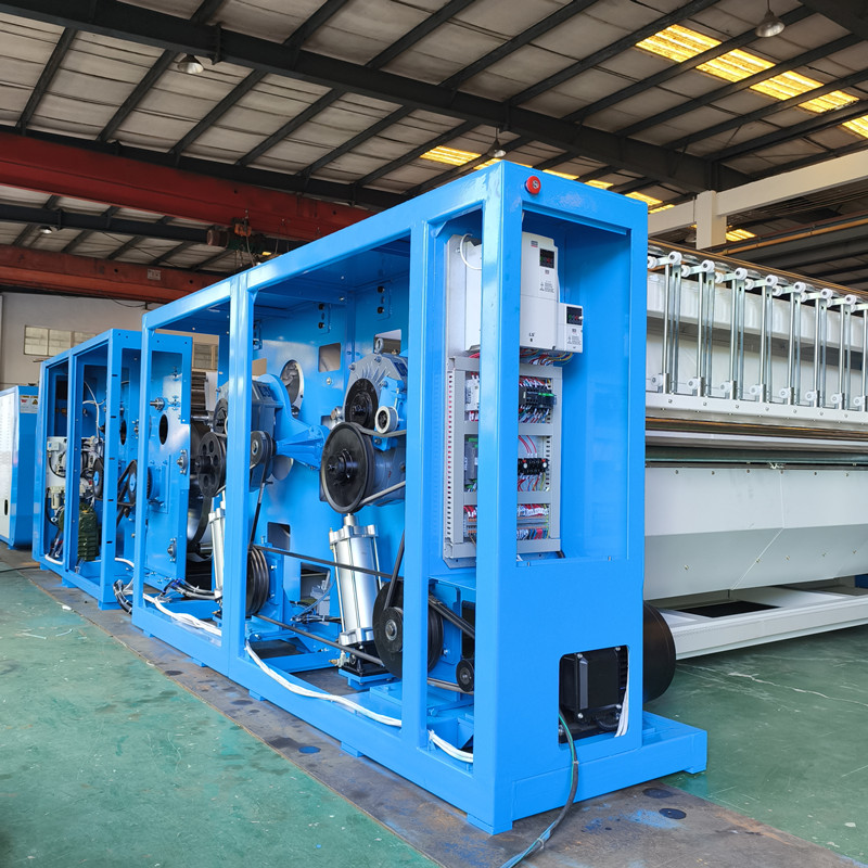 輥槽結(jié)合型熨平機 輥槽結(jié)合型熨平機